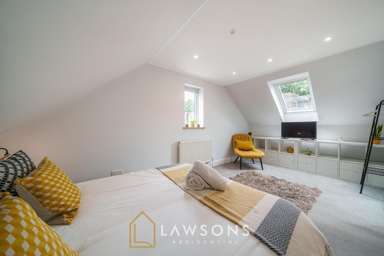 Loft Living By Lawsons With Parking Leilighet Windsor Eksteriør bilde